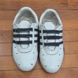 adidas Womens Cream and Black Sneakers Vintage